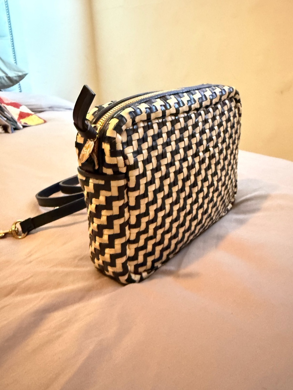 Clare V. Zig Zag Woven Black and White Crossbody Midi Sac